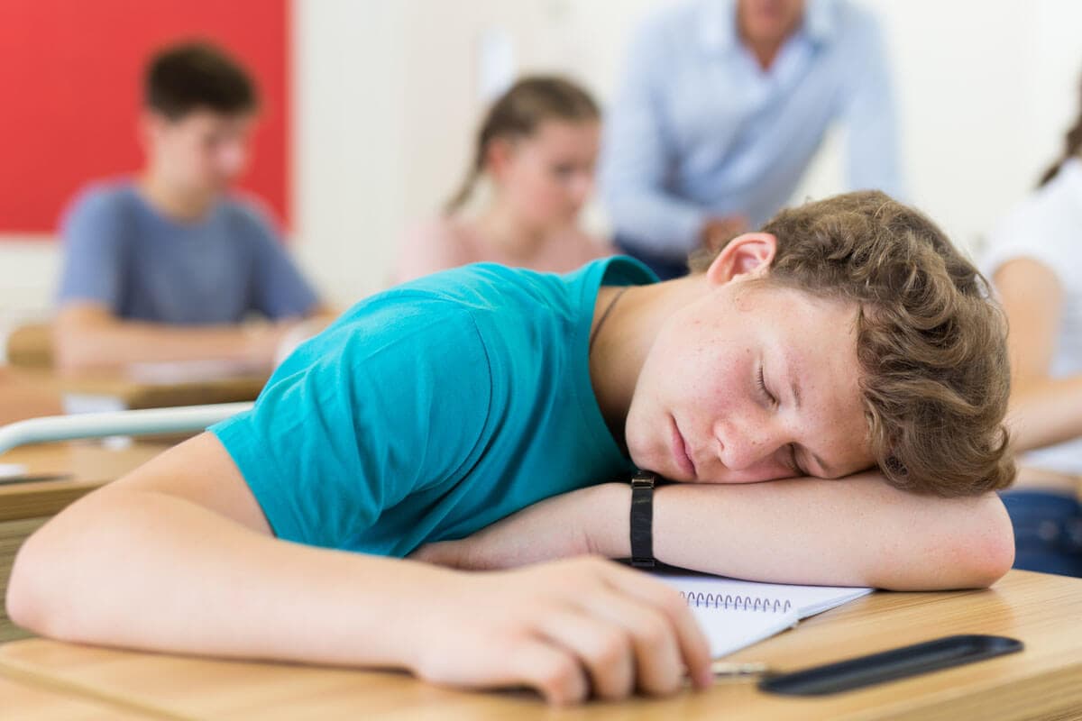 Schlafmangel macht Teenager dick