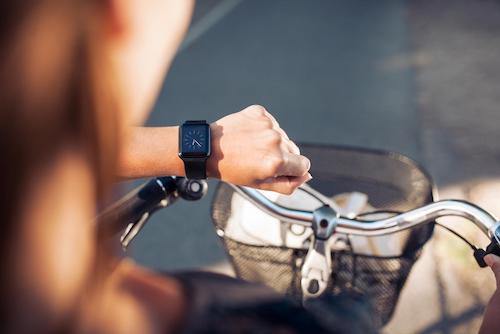 Smartwatch beim Radfahren